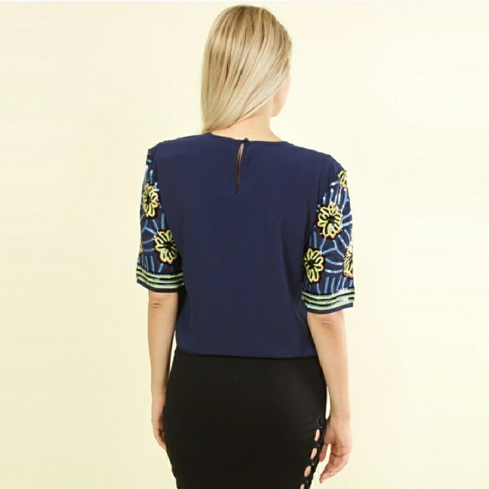 Beautiful Sequin Flower Top - Picture 4 of 8